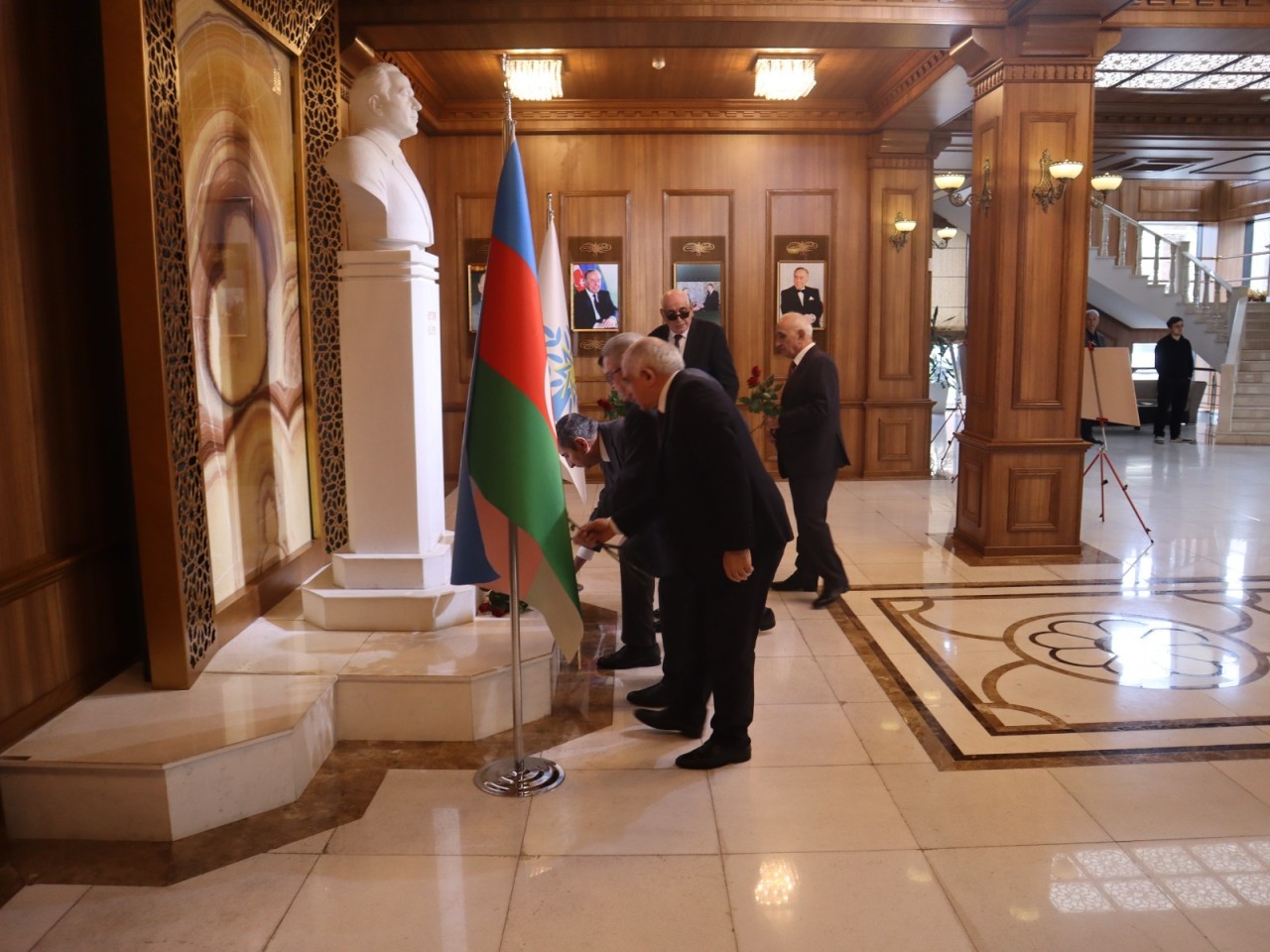 Yasamalda “Silinən izlər. Azərbaycan İrəvanı” adlı filmin təqdimatı keçirildi - FOTOLAR