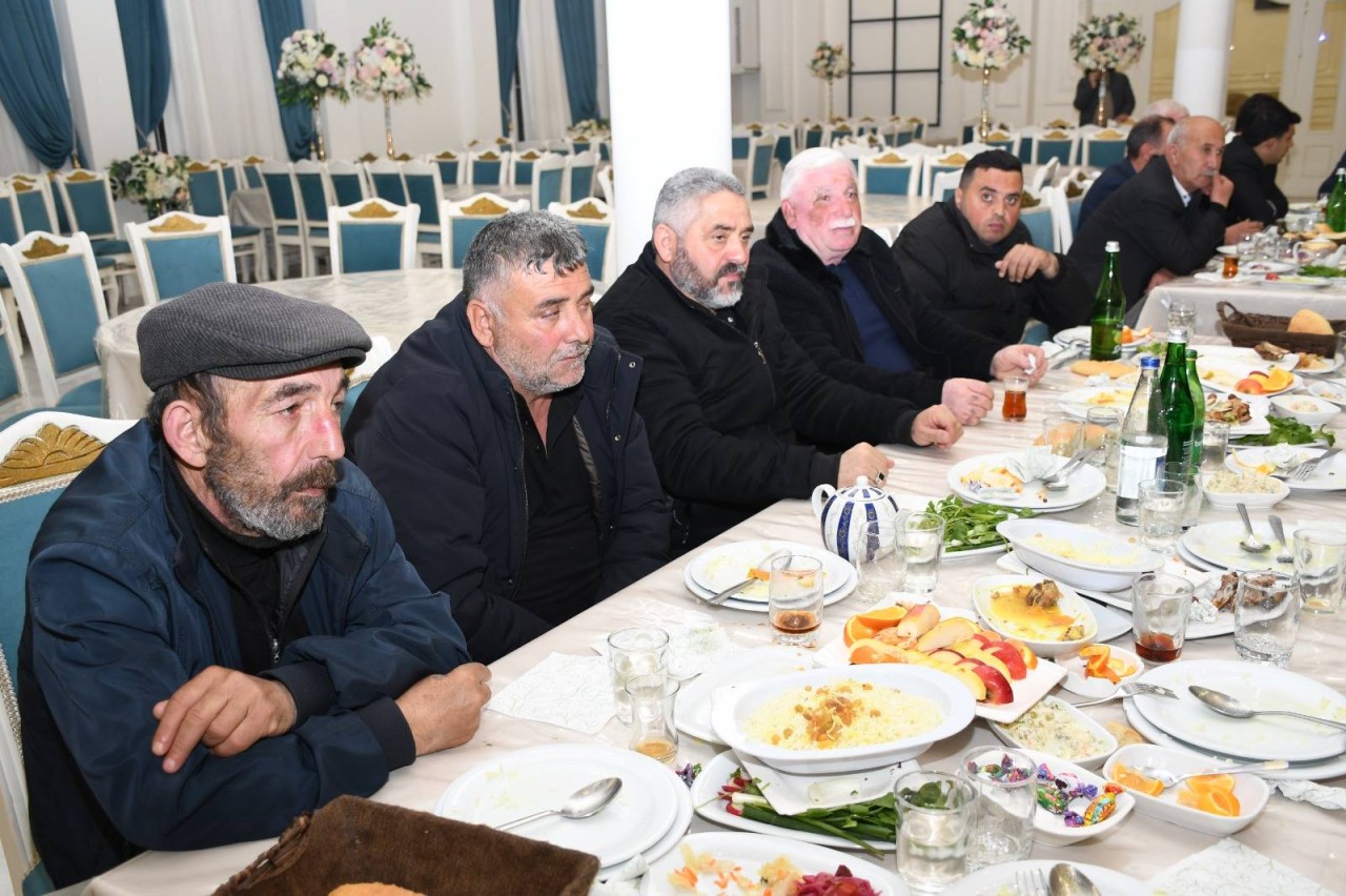 Ağdamda Ramazan ayı münasibətilə iftar mərasimi təşkil olunub - FOTOLAR