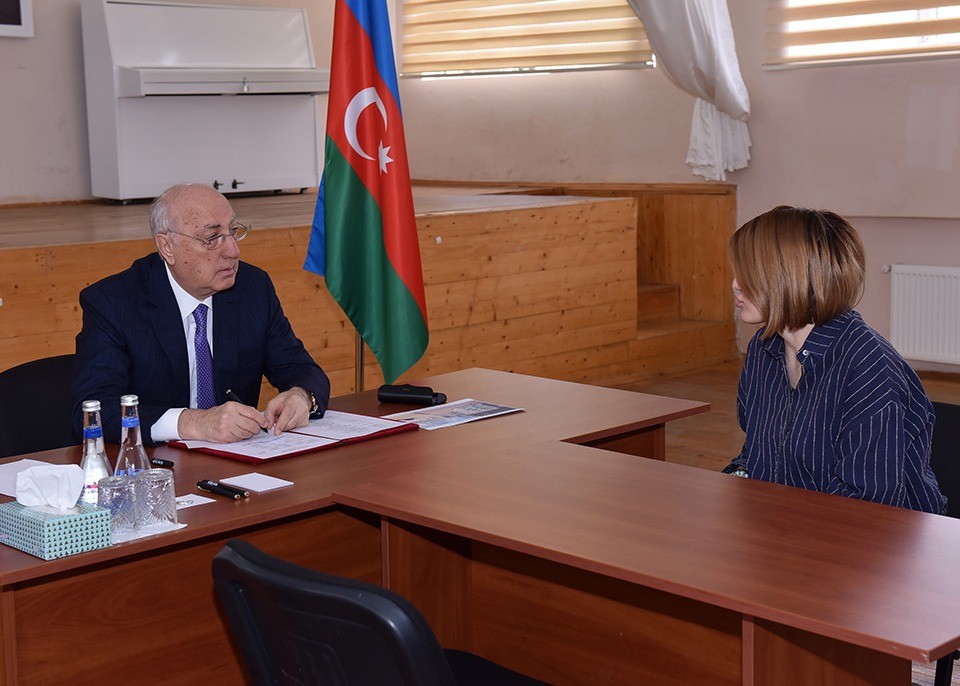 Zakir Fərəcov növbəti səyyar qəbul keçirib - FOTOLAR