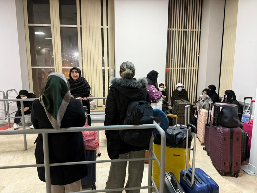 Azərbaycan vasitəsilə təxliyə davam edir - FOTO