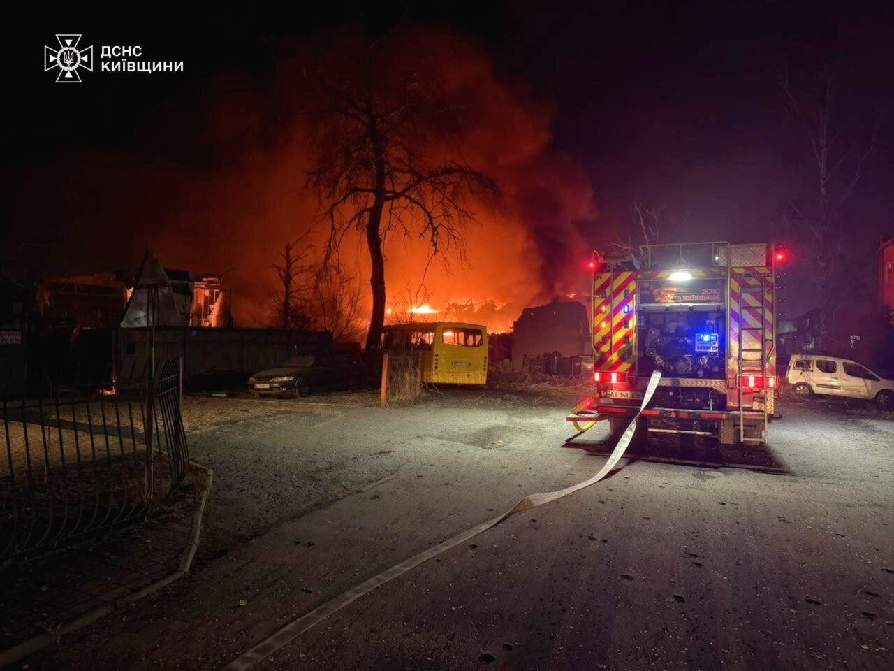 Kiyev bu gecə... - FOTOLAR