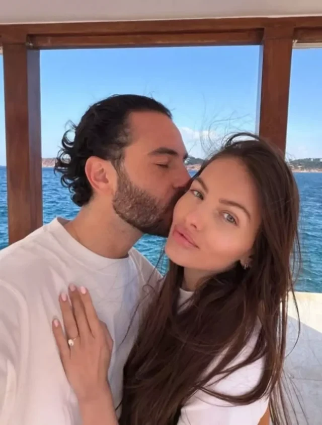 "Dünyanın ən gözəl qızı" onunla evlənir - FOTOLAR