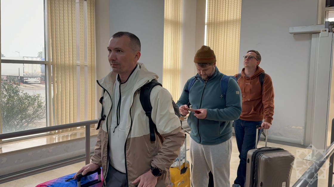 İrandan bu ölkələrin vətəndaşları Azərbaycana təxliyə olundu - FOTOLAR (YENİLƏNİB)