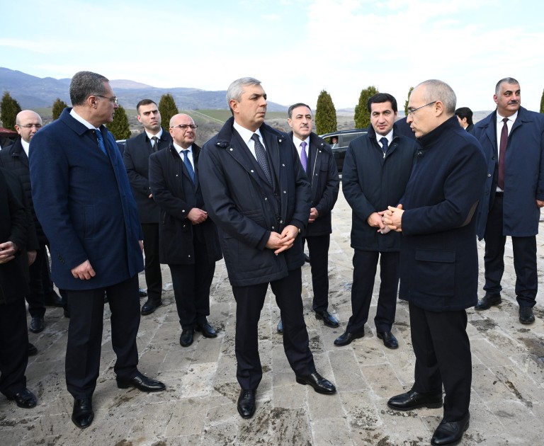 Samir Nuriyev günəbaxan yağları zavoduna baxış keçirib - FOTOLAR