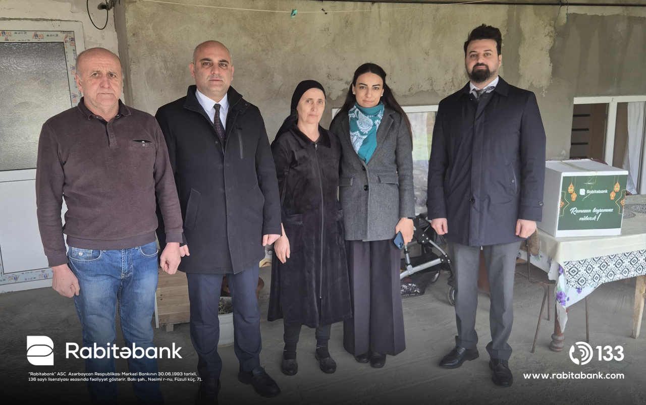 "Rabitəbank" bayram ərəfəsində şəhid ailələrini ziyarət edib - FOTOLAR