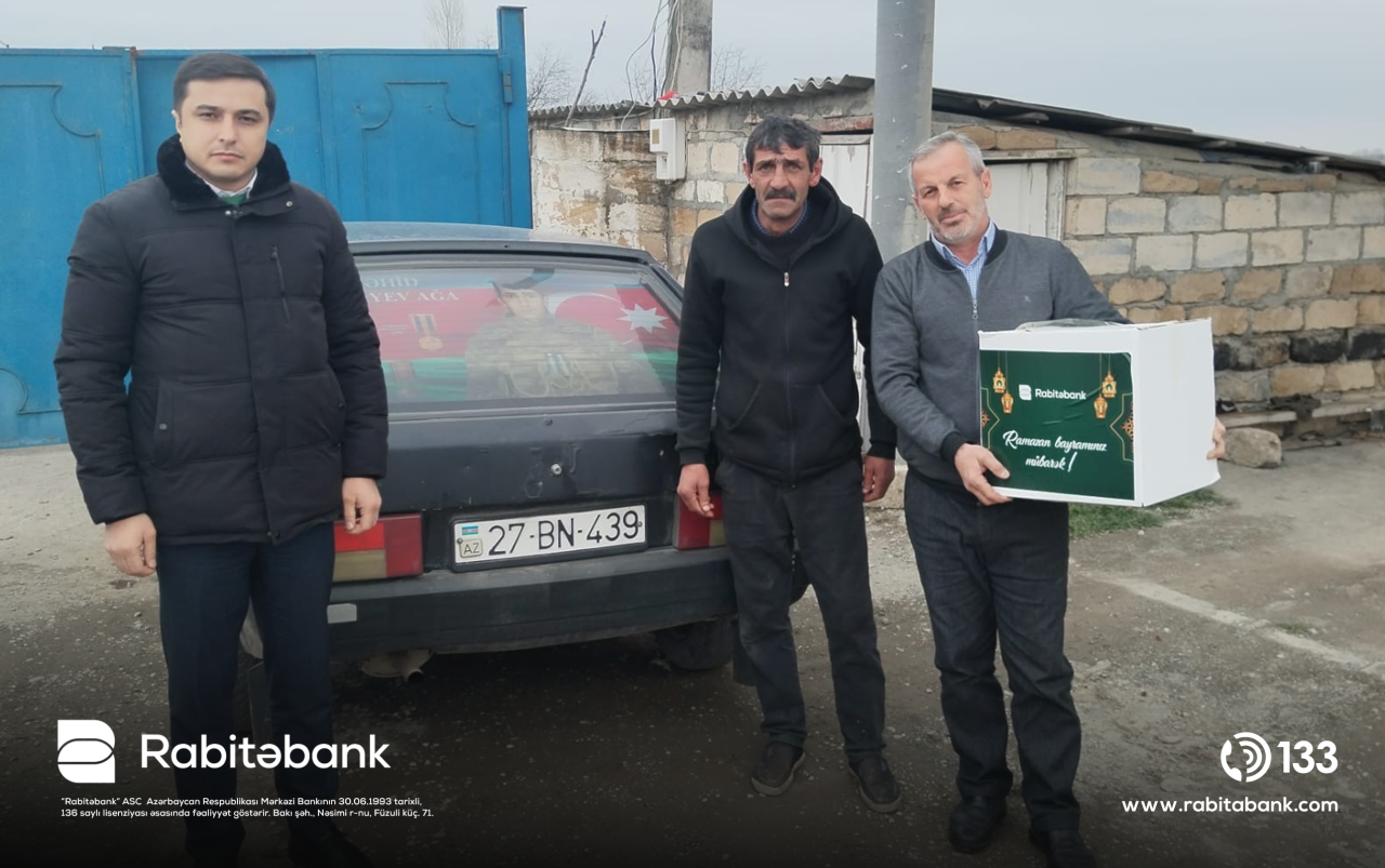 "Rabitəbank" bayram ərəfəsində şəhid ailələrini ziyarət edib - FOTOLAR