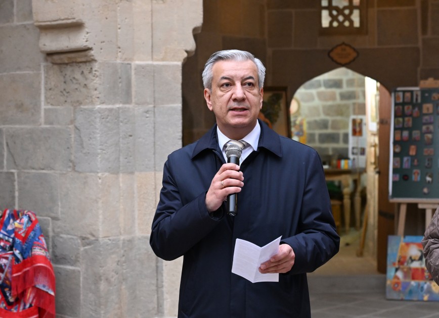 Prezidentin gəlini Buxara karvansarasının açılışında - FOTOLAR