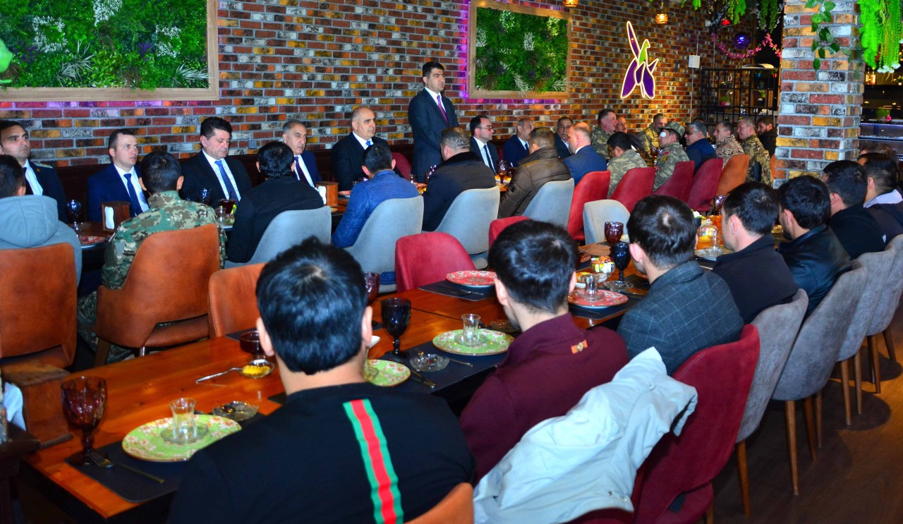 Seymur Orucov qazilər və müharibə veteranları ilə görüşdü - FOTOLAR