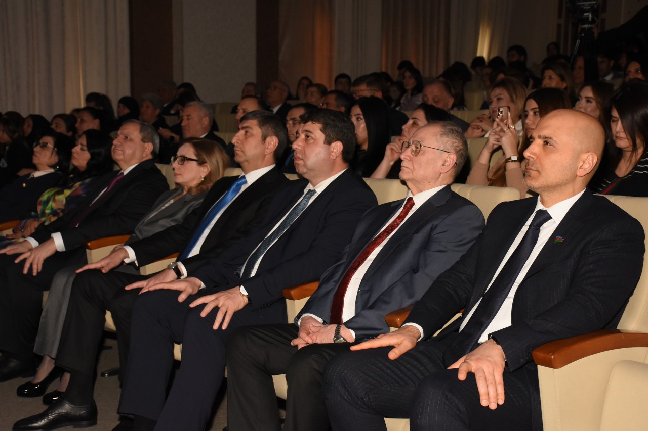 Yasamalda Novruz tədbiri və ağacəkmə aksiyası keçirildi - FOTOLAR