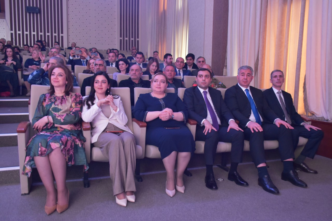 Yasamalda Novruz tədbiri və ağacəkmə aksiyası keçirildi - FOTOLAR