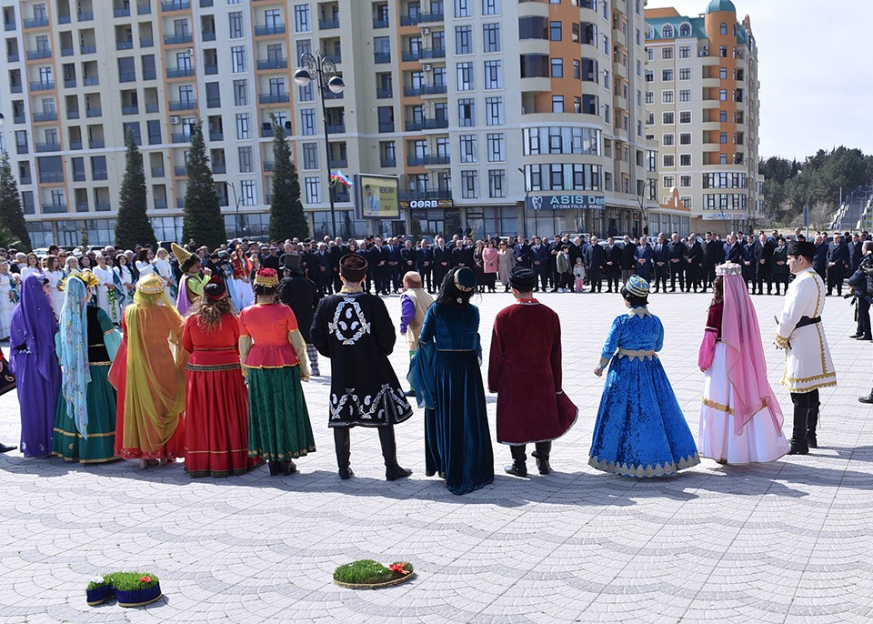 Sumqayıtda Novruzla bağlı bayram tədbiri keçirildi - FOTOLAR