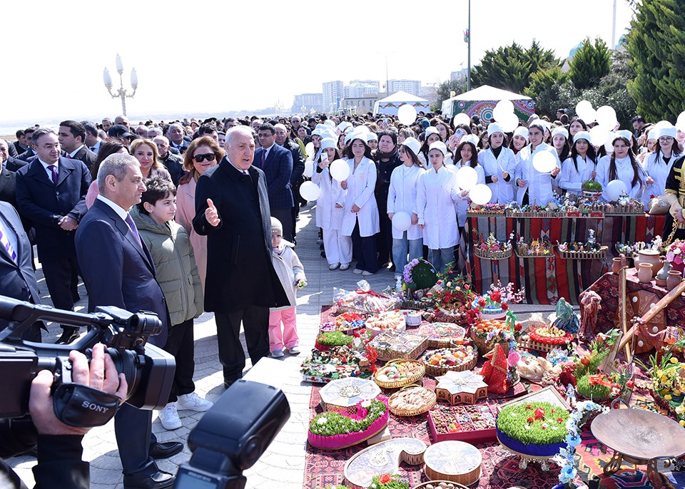 Sumqayıtda Novruzla bağlı bayram tədbiri keçirildi - FOTOLAR
