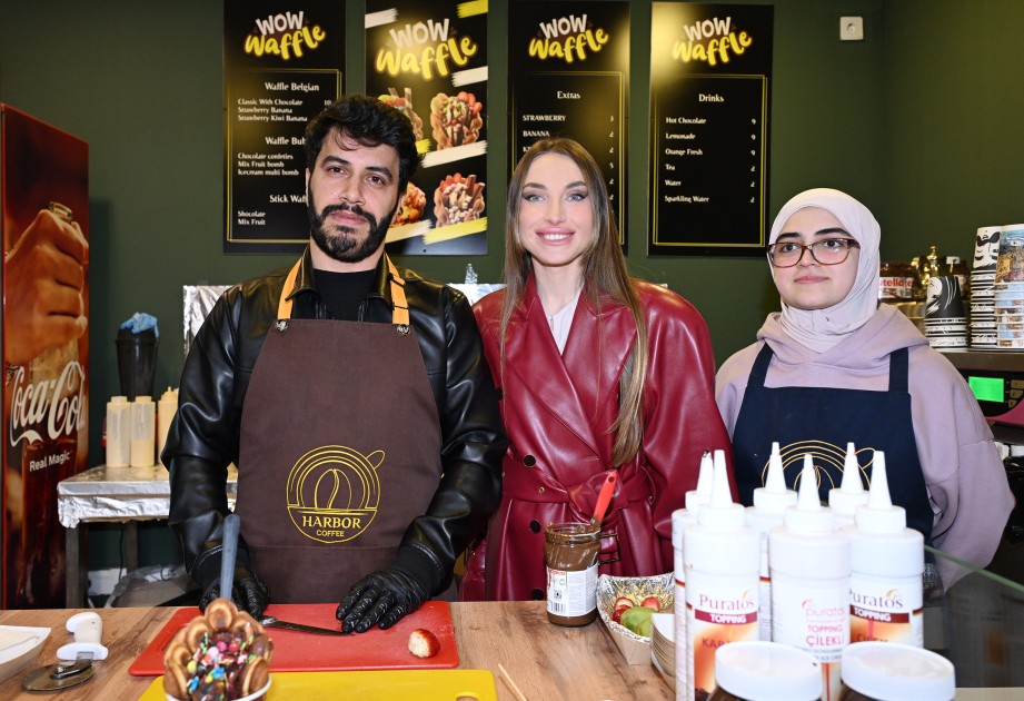 Alena Əliyeva Novruz yarmarkasında - FOTOLAR (VİDEO)