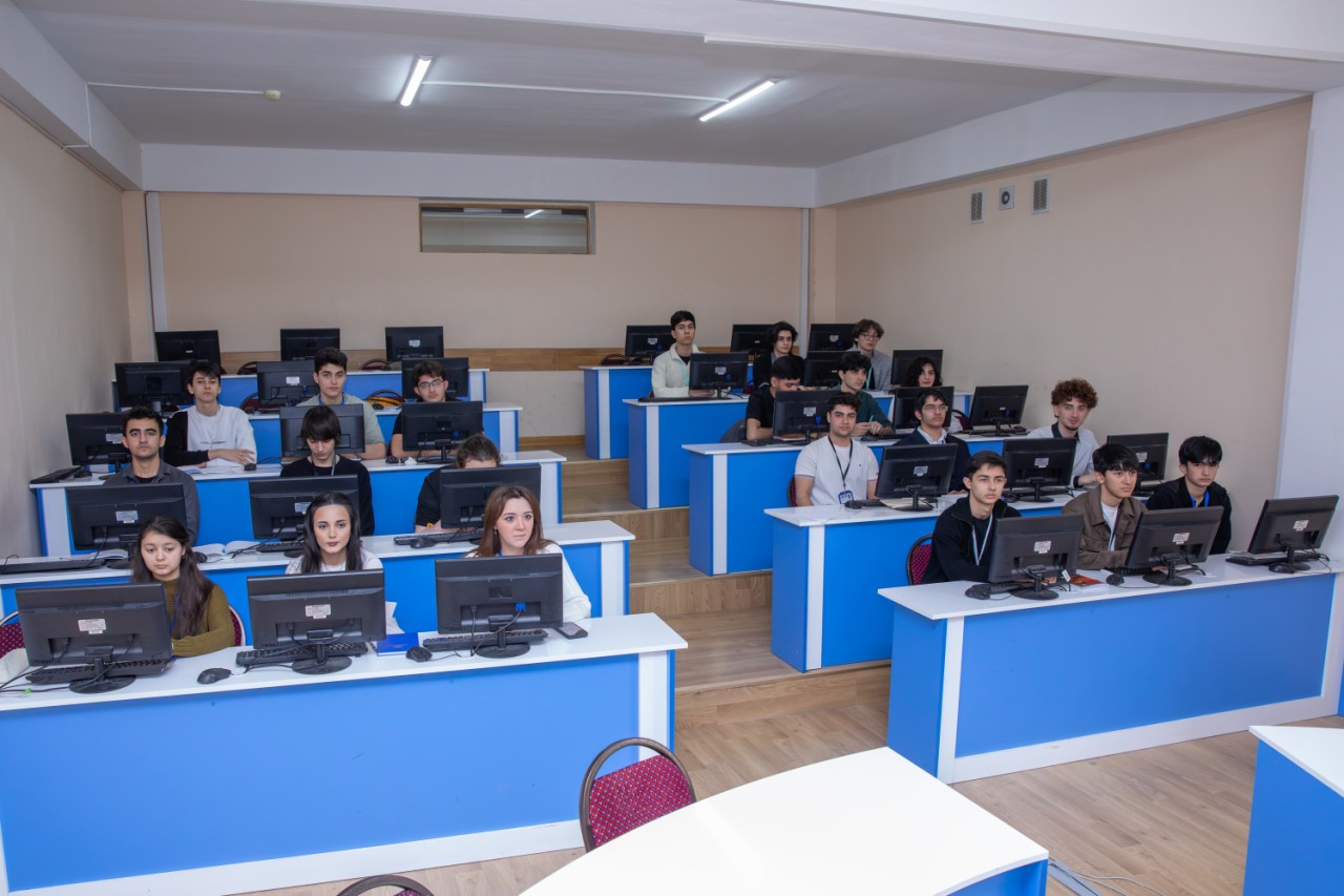 XRİTDX özəl təhsil müəssisələrində sahə üzrə kadr hazırlığına dəstək göstərir - FOTOLAR