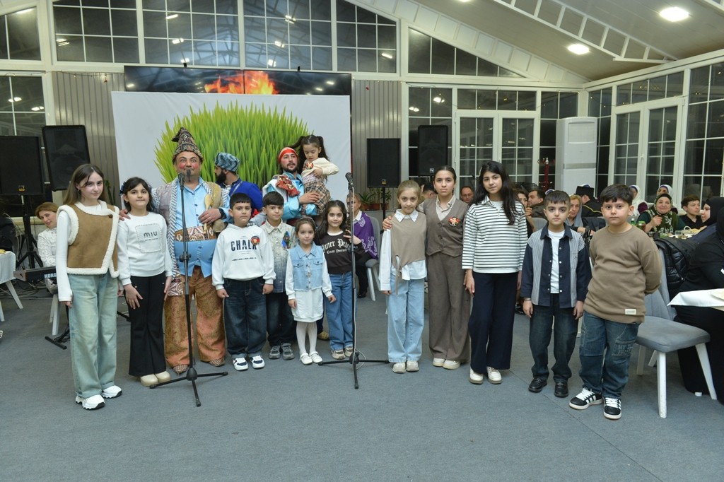 Lənkəranda “Yurdumuza Novruz gəlir” adlı konsert keçirilib - FOTOLAR