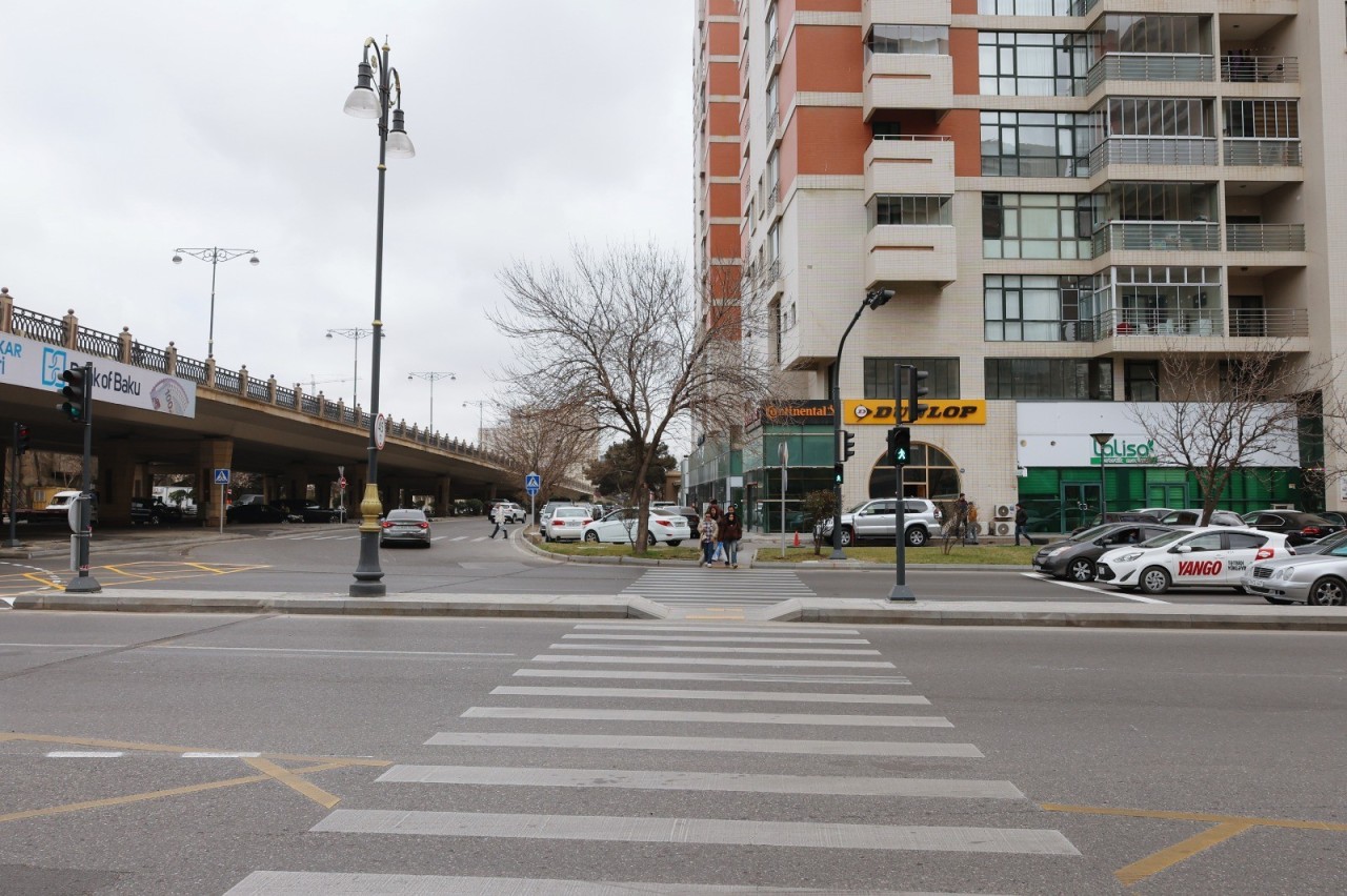 Bu yola birbaşa çıxış təmin edildi - FOTOLAR