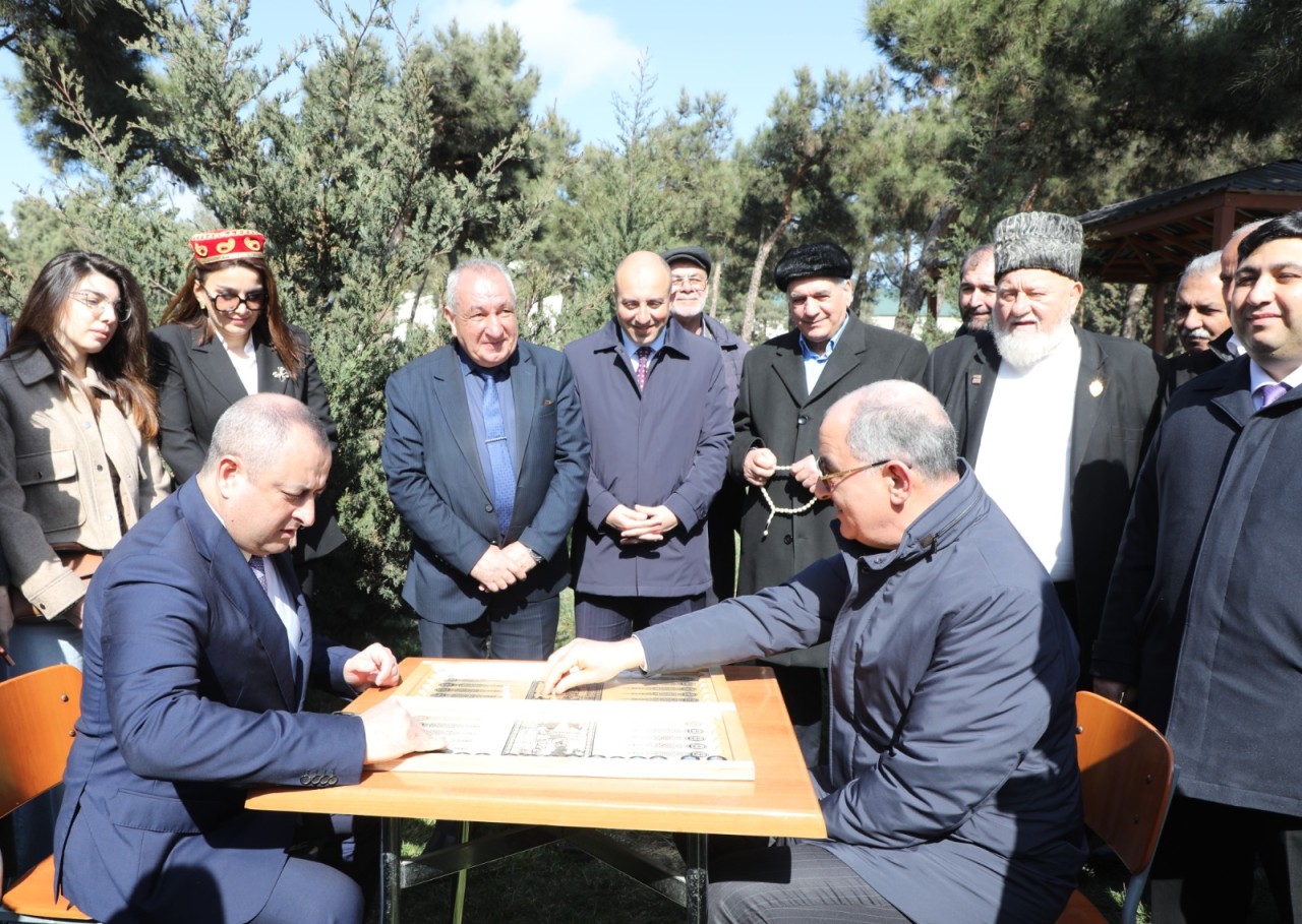 Suraxanı rayonunda yeni salınan park sakinlərin istifadəsinə verildi - FOTOLAR