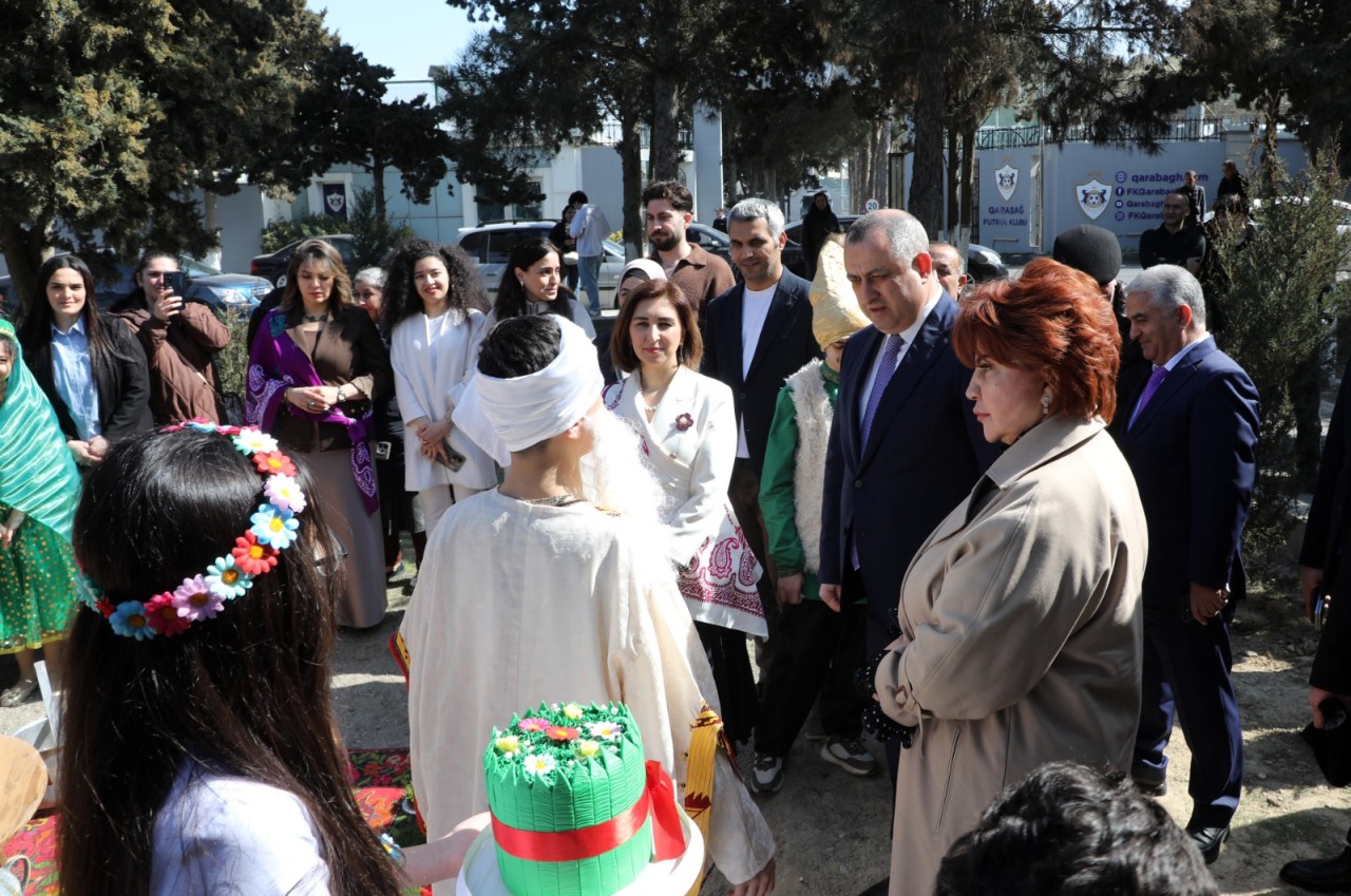 Suraxanı rayonunda yeni salınan park sakinlərin istifadəsinə verildi - FOTOLAR