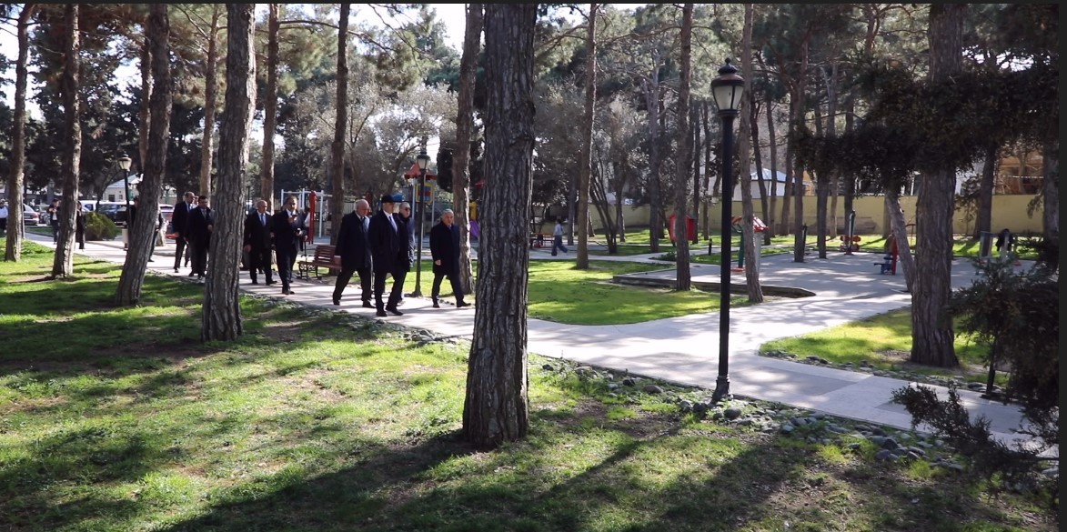 Suraxanı rayonunda yeni salınan park sakinlərin istifadəsinə verildi - FOTOLAR
