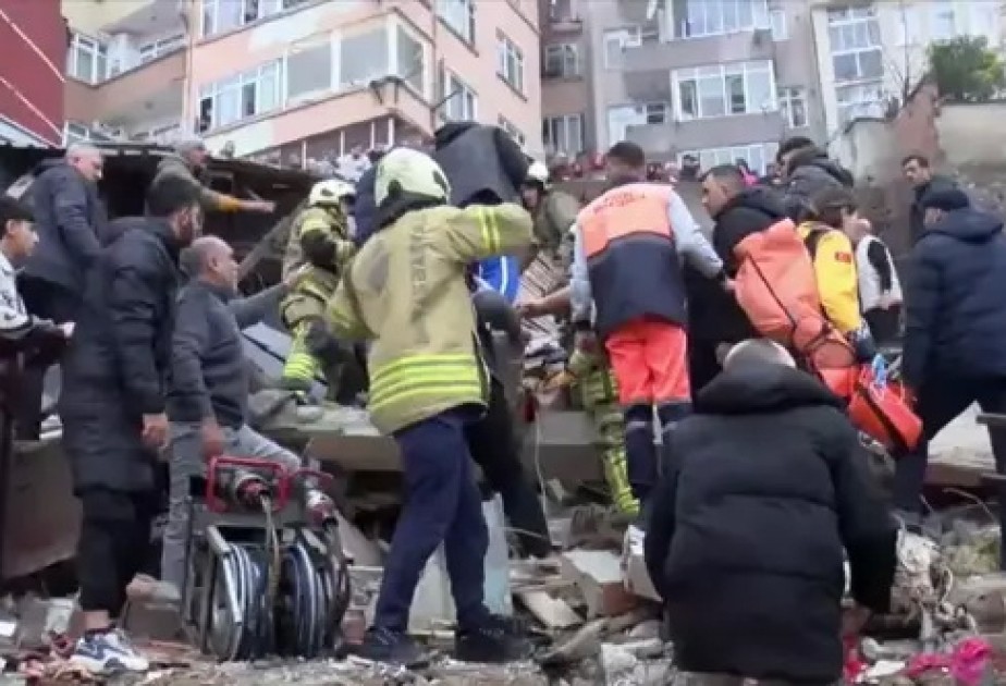 İstanbulda iki bina çökdü - YENİLƏNİB (VİDEO+FOTOLAR)