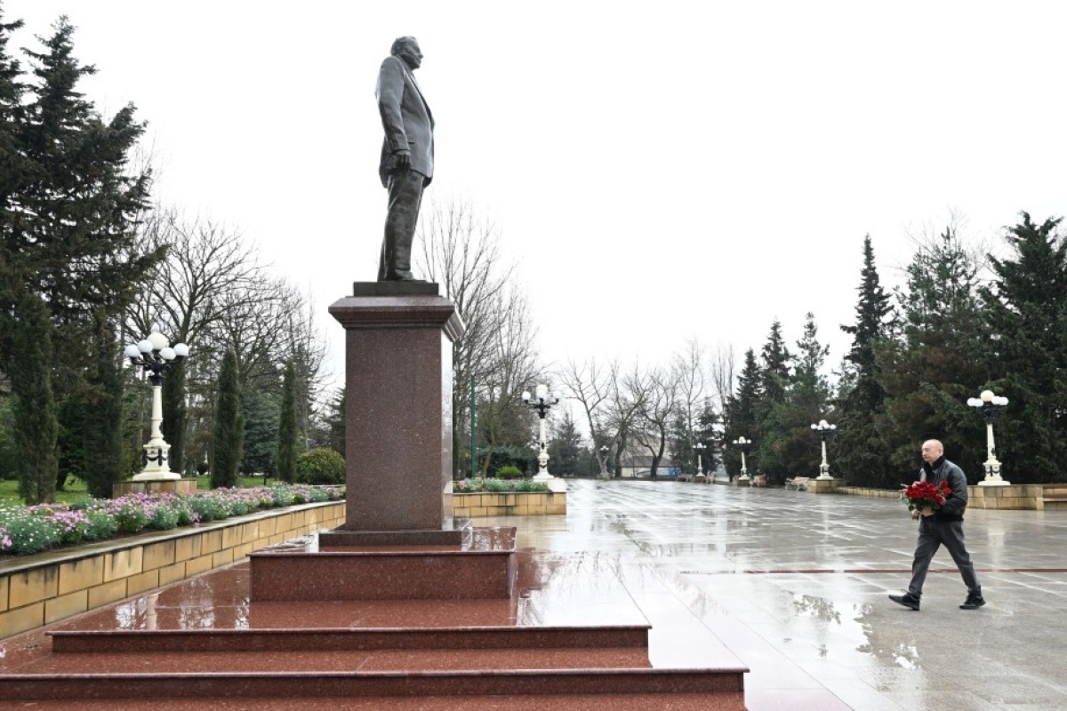 İlham Əliyev Şamaxıda - FOTOLAR