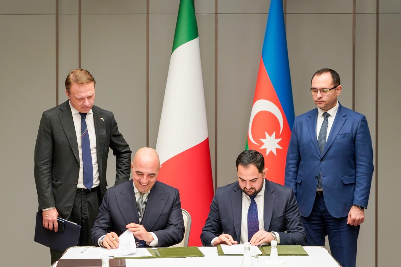 Nazir Məcnun Məmmədov italiyalı həmkarı ilə görüşdü - FOTO