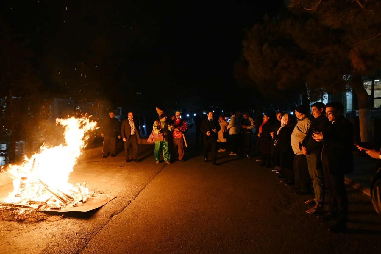 Azərbaycan Həmkarlar İttifaqları Konfederasiyası bayramlarla bağlı tədbirlər keçirdi - FOTOLAR