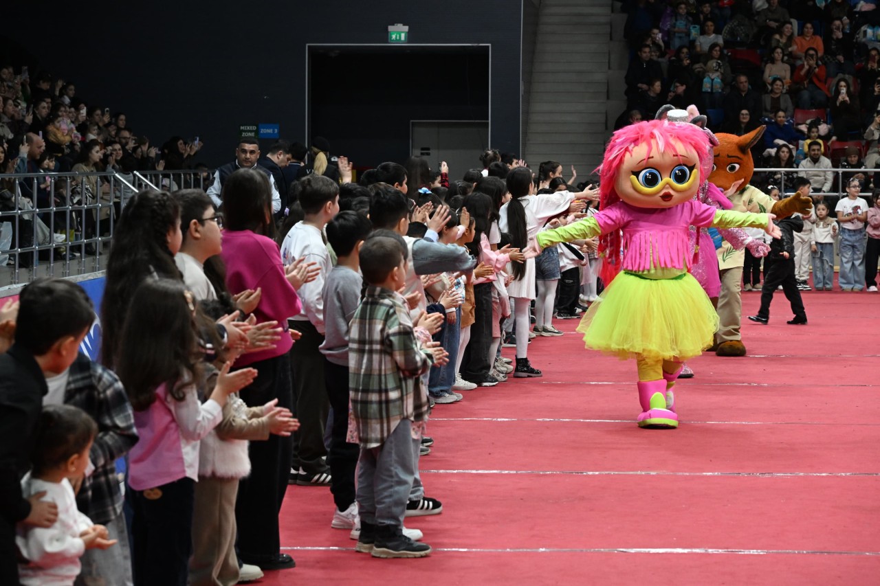 Azərbaycan Həmkarlar İttifaqları Konfederasiyası bayramlarla bağlı tədbirlər keçirdi - FOTOLAR