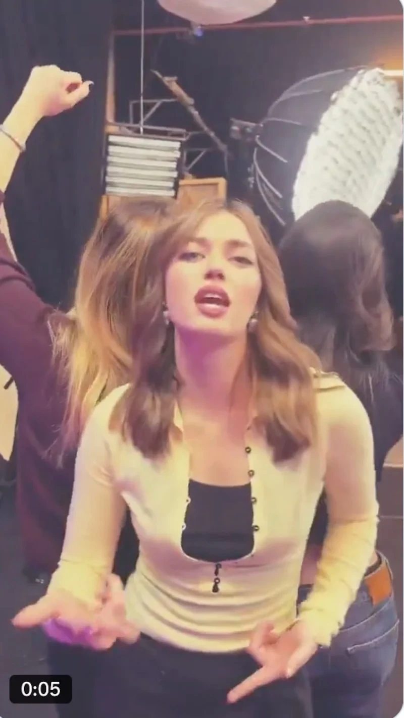 Afranın rəfiqəsi ilə sevgili oldu - FOTOLAR