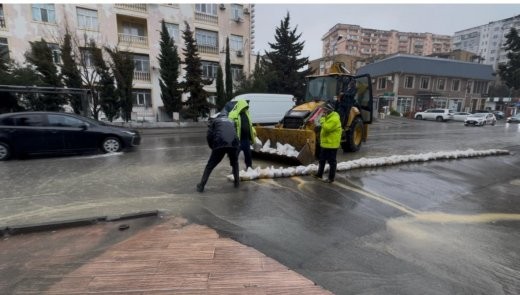 Nizami rayonunda yağışın fəsadları operativ qaydada aradan qaldırıldı - FOTOLAR