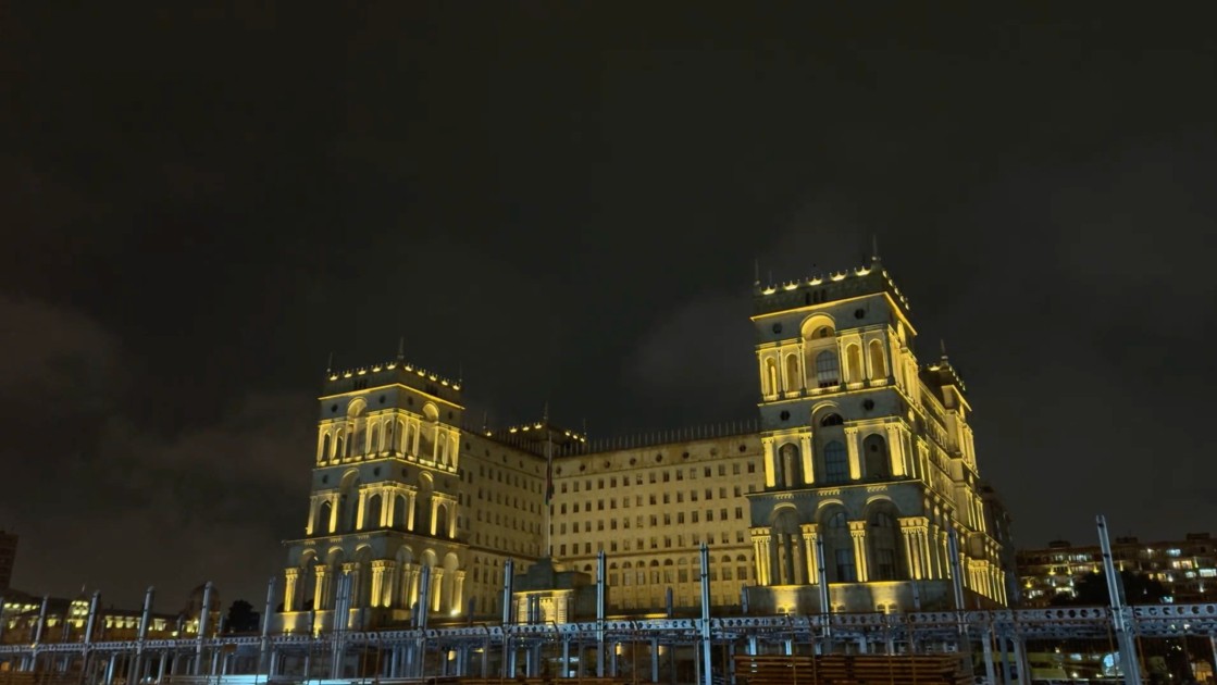 Azərbaycanda “Yer saatı 2026” beynəlxalq kampaniyası qeyd edilib - FOTOLAR