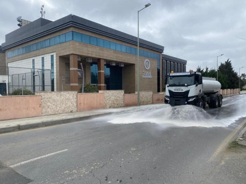 Bu gün Bakının 555 küçəsi yuyuldu - FOTOLAR