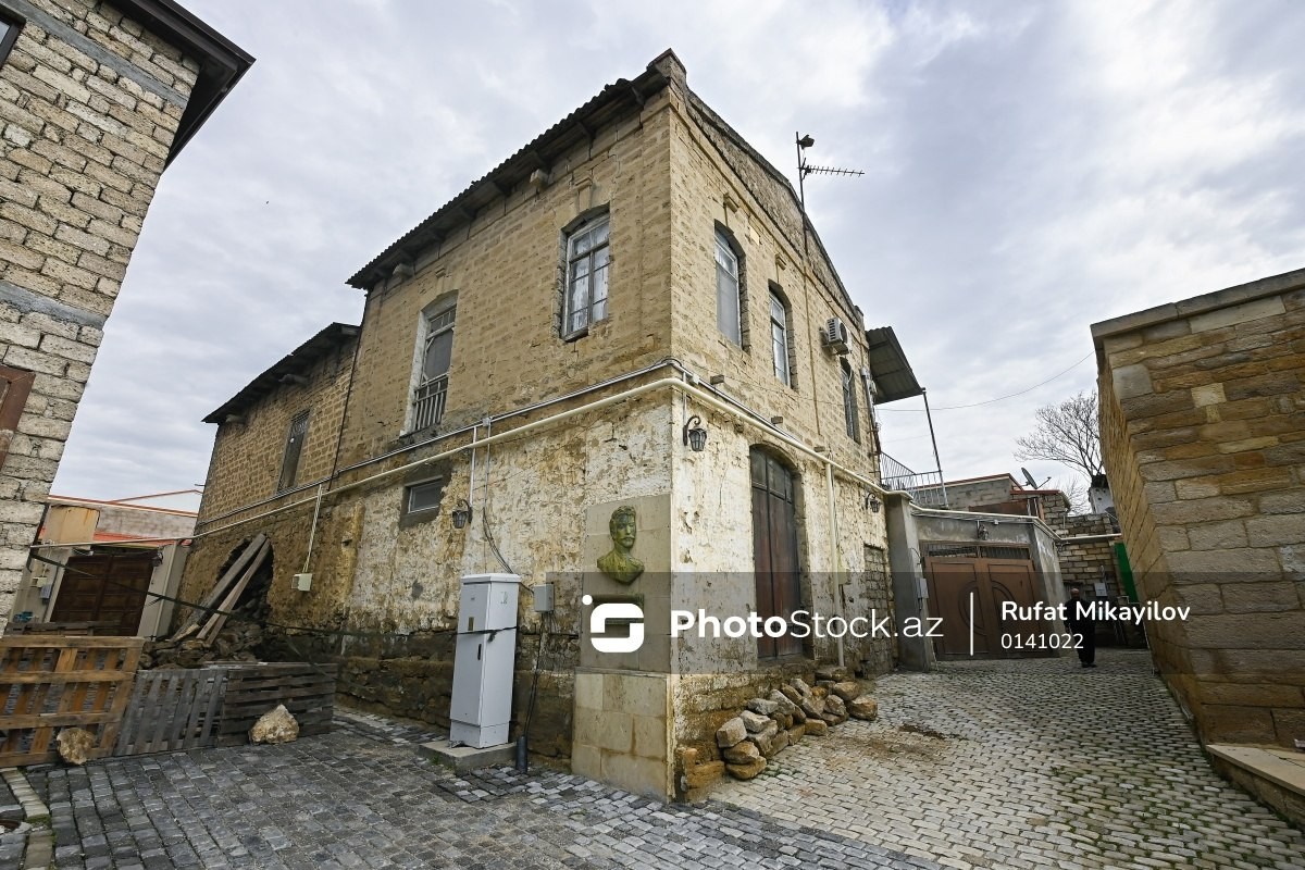 Bakıxanovun evi dağılır - VİDEO