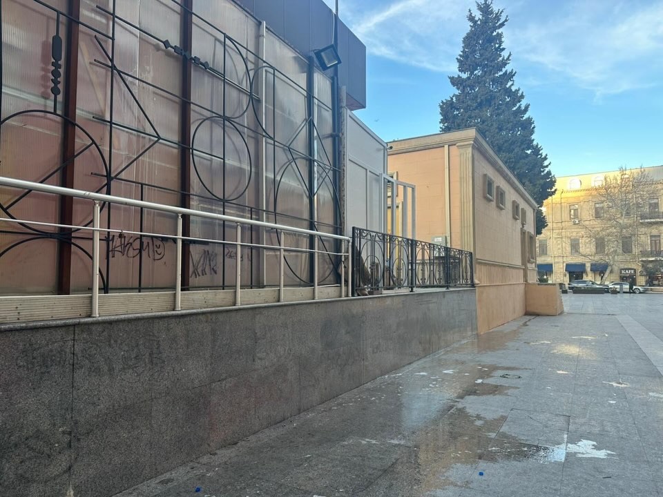 Nizami Kino Mərkəzinin əvvəlki görünüşü bərpa olundu - FOTOLAR