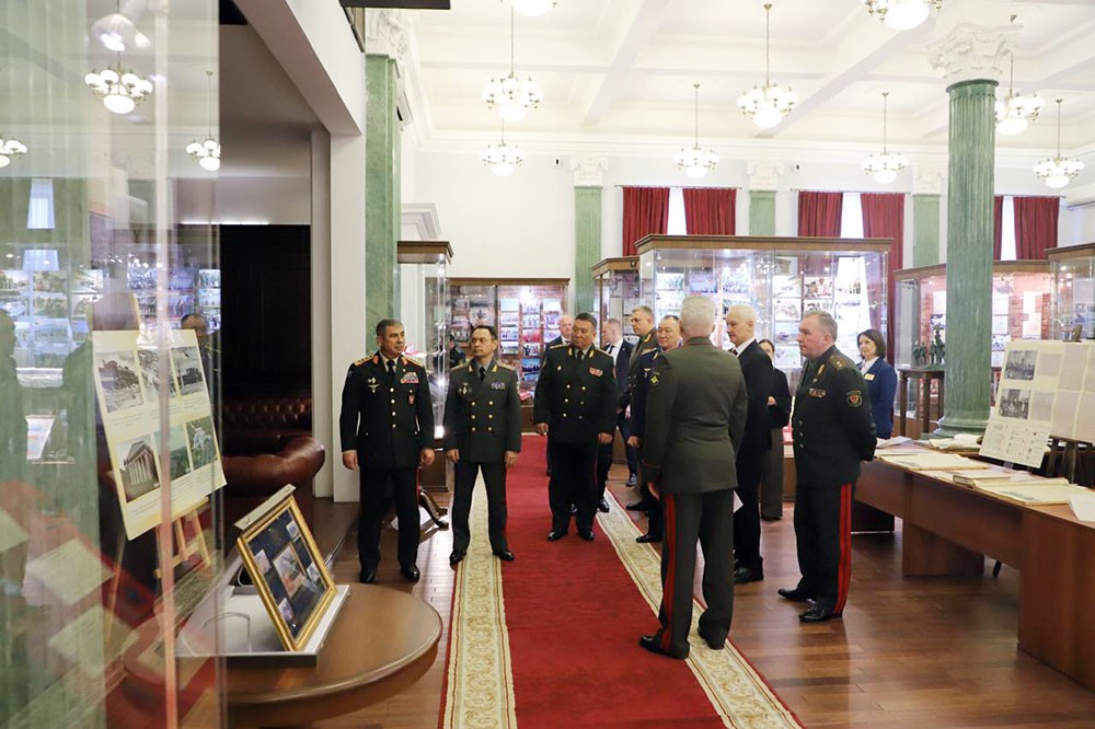 Zakir Həsənov Moskvada rusiyalı həmkarı ilə görüşdü - FOTOLAR