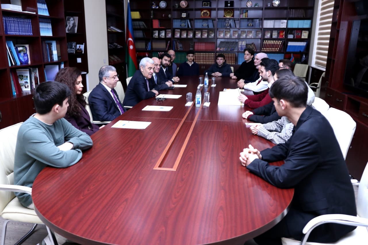 Dövlət Komitəsində türk şəhid övladları ilə görüş keçirilib - FOTOLAR