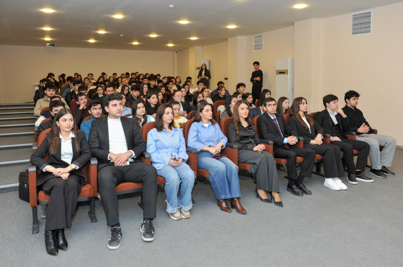 “Azərsun Holdinq” gənclərə dəstəyini davam etdirir - FOTOLAR