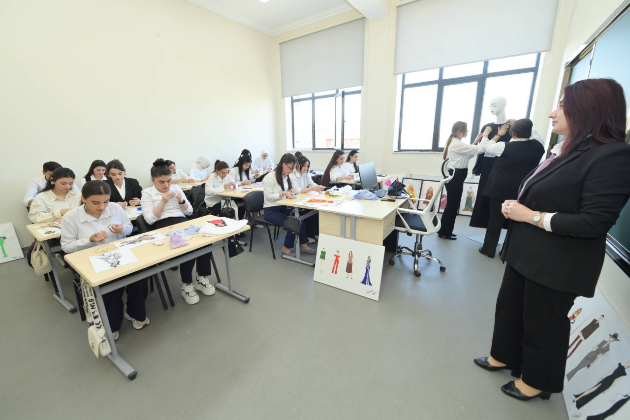 Lənkəran Dövlət Peşə Təhsil Mərkəzinə infotur təşkil olundu - FOTOLAR