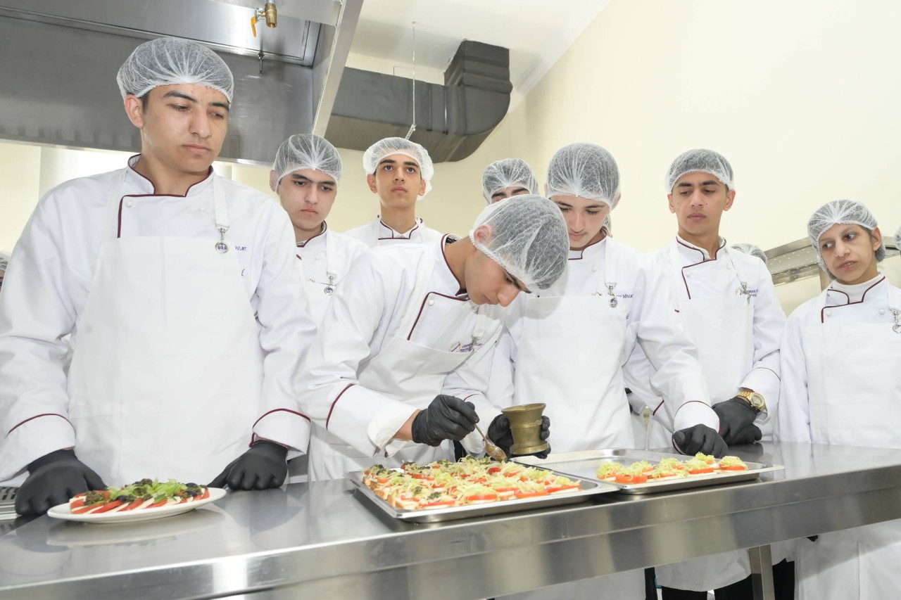 Lənkəran Dövlət Peşə Təhsil Mərkəzinə infotur təşkil olundu - FOTOLAR