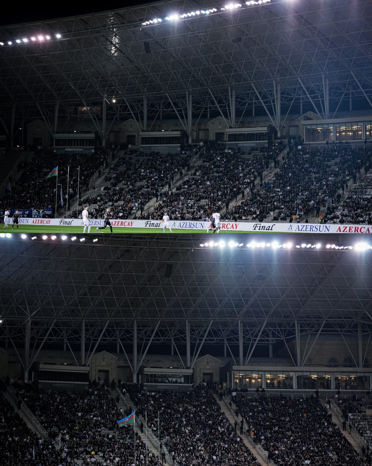 Bu dəfə "Qarabağ"ın azarkeşləri tarix yazdı - FOTOLAR