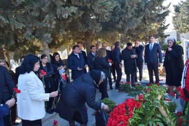 Yasamal ictimaiyyəti şəhidlərimizi yad etdi - FOTOLAR