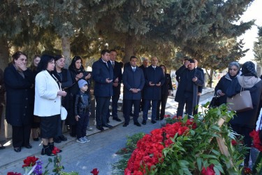 Yasamal ictimaiyyəti şəhidlərimizi yad etdi - FOTOLAR