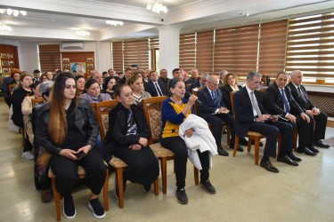 Yasamalın icra başçısı sakinlər üçün səyyar qəbul keçirdi - FOTOLAR