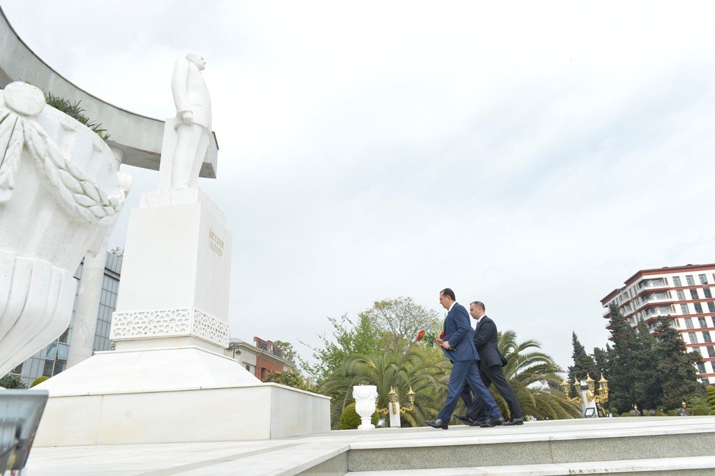 Lənkəranda Təhsil Forumu keçirilib - FOTOLAR