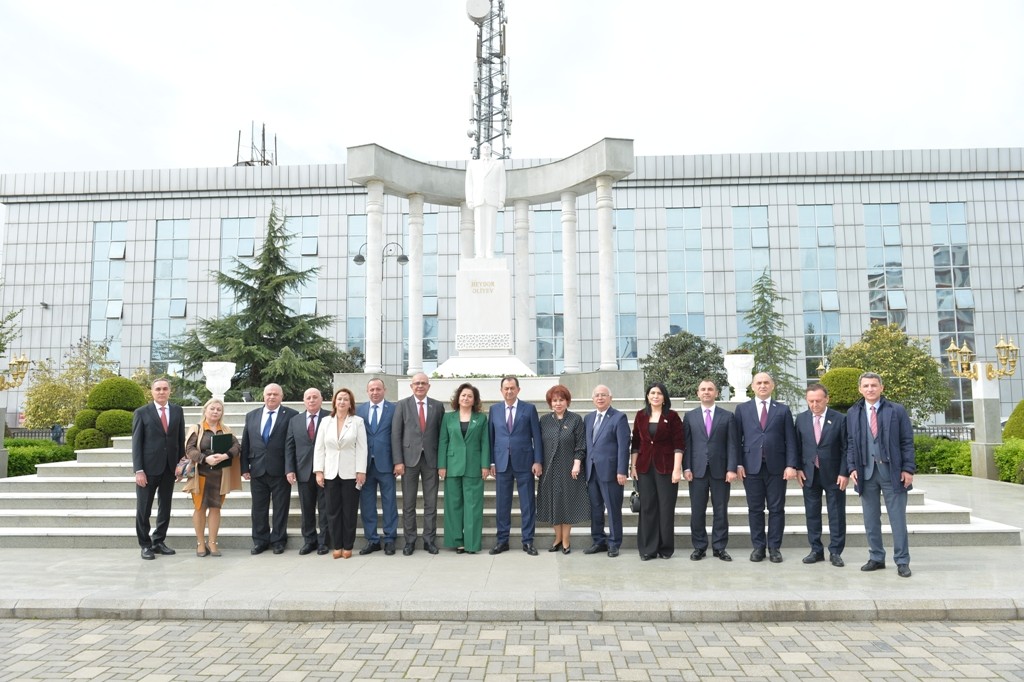 Lənkəranda Təhsil Forumu keçirilib - FOTOLAR