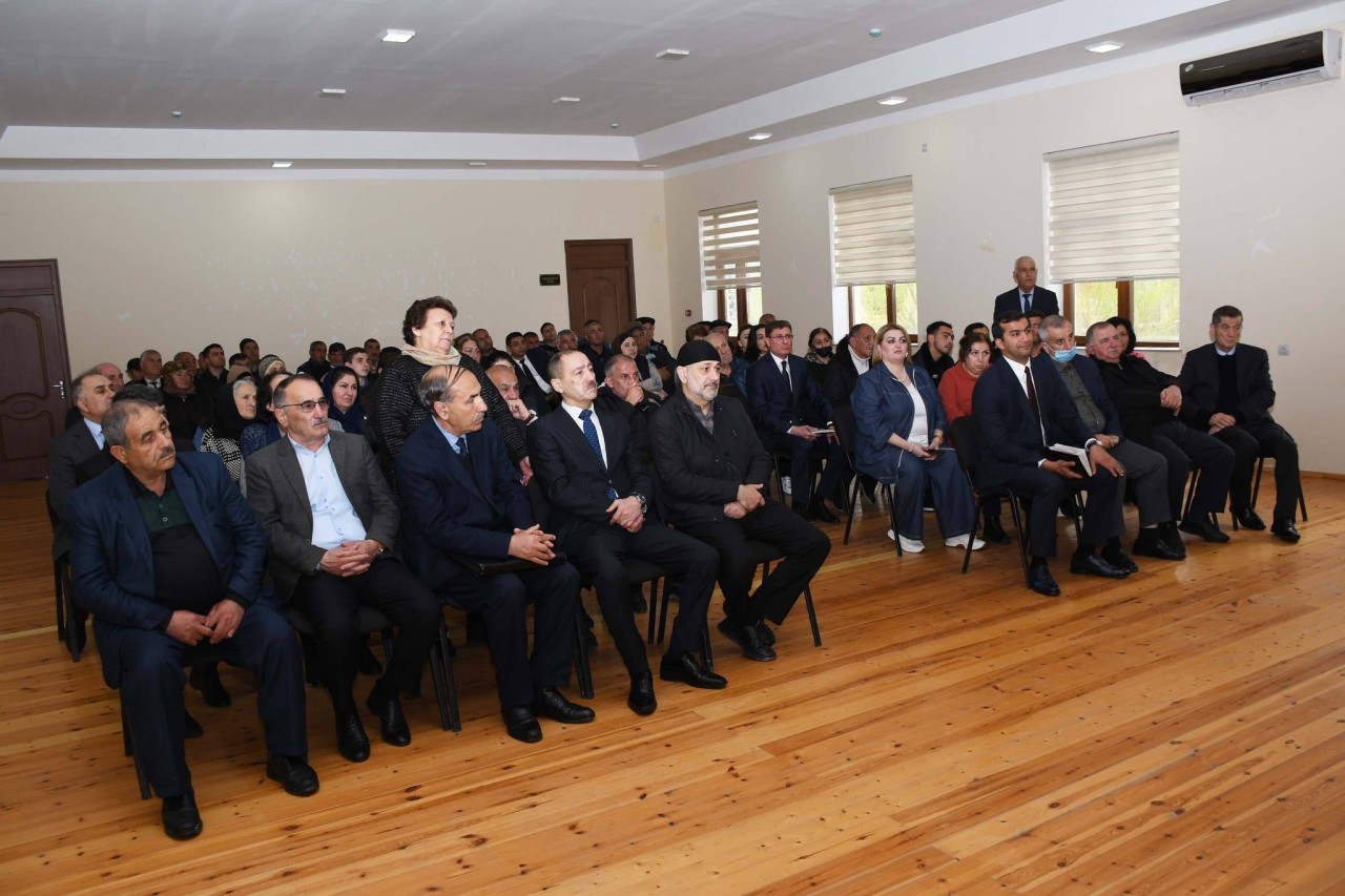 İcra başçısı Vaqif Həsənovun səyyar qəbul-görüşü keçirildi - FOTOLAR