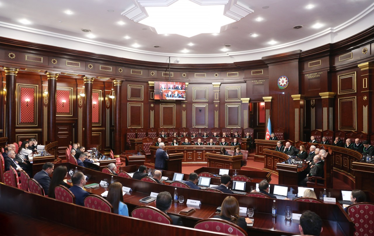 Ali Məhkəmə Plenumunun növbəti iclası keçirildi - FOTOLAR