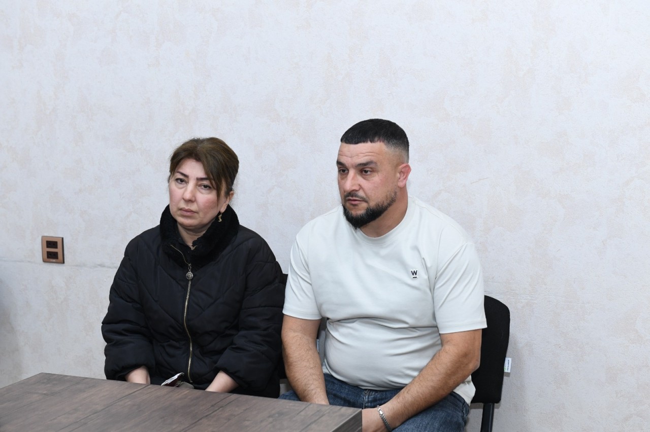 Rövşən Rzayev vətəndaşların növbəti qəbulunu keçirib - FOTOLAR