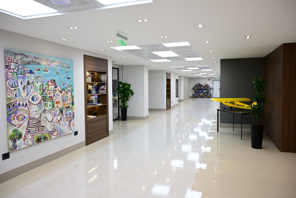 Yeni açılışı olan Beynəlxalq Təlim Mərkəzindən - FOTOLAR