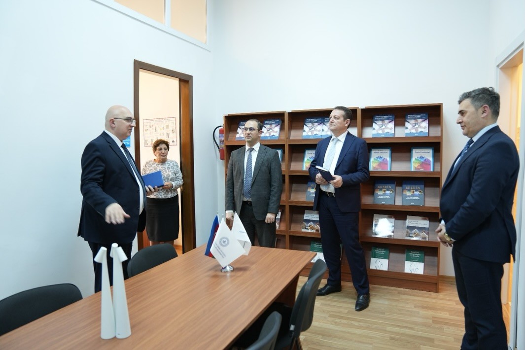 AƏSMA-da görüş keçirildi - FOTOLAR